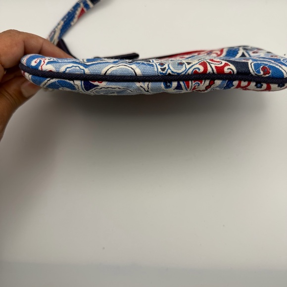 Vera Bradley Seaside Collection Wristlet Red White Blue - Picture 3 of 7